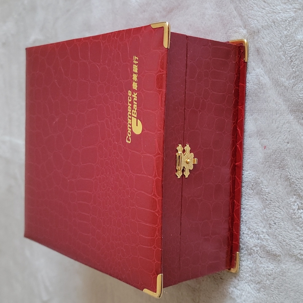 Commerce Bank Red Gift Box - Picture 2 of 4
